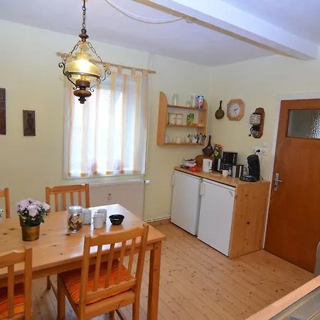 Spacious Holiday In Landau Near Lake Holiday home